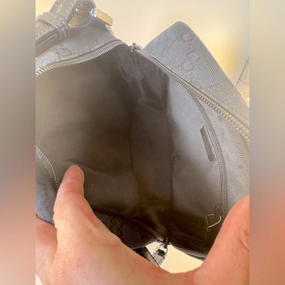 Gucci Monogram Messenger Crossbody Bag Vintage Early 2000s Rare Gucci GG EUC - Picture 8 of 16